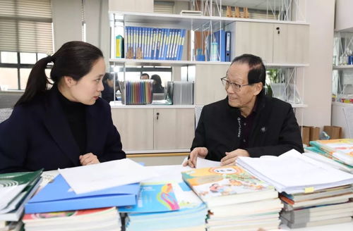 小学教育的时代先锋 国家教育咨询委员会委员王本中莅临我校调研指导工作时这样称赞